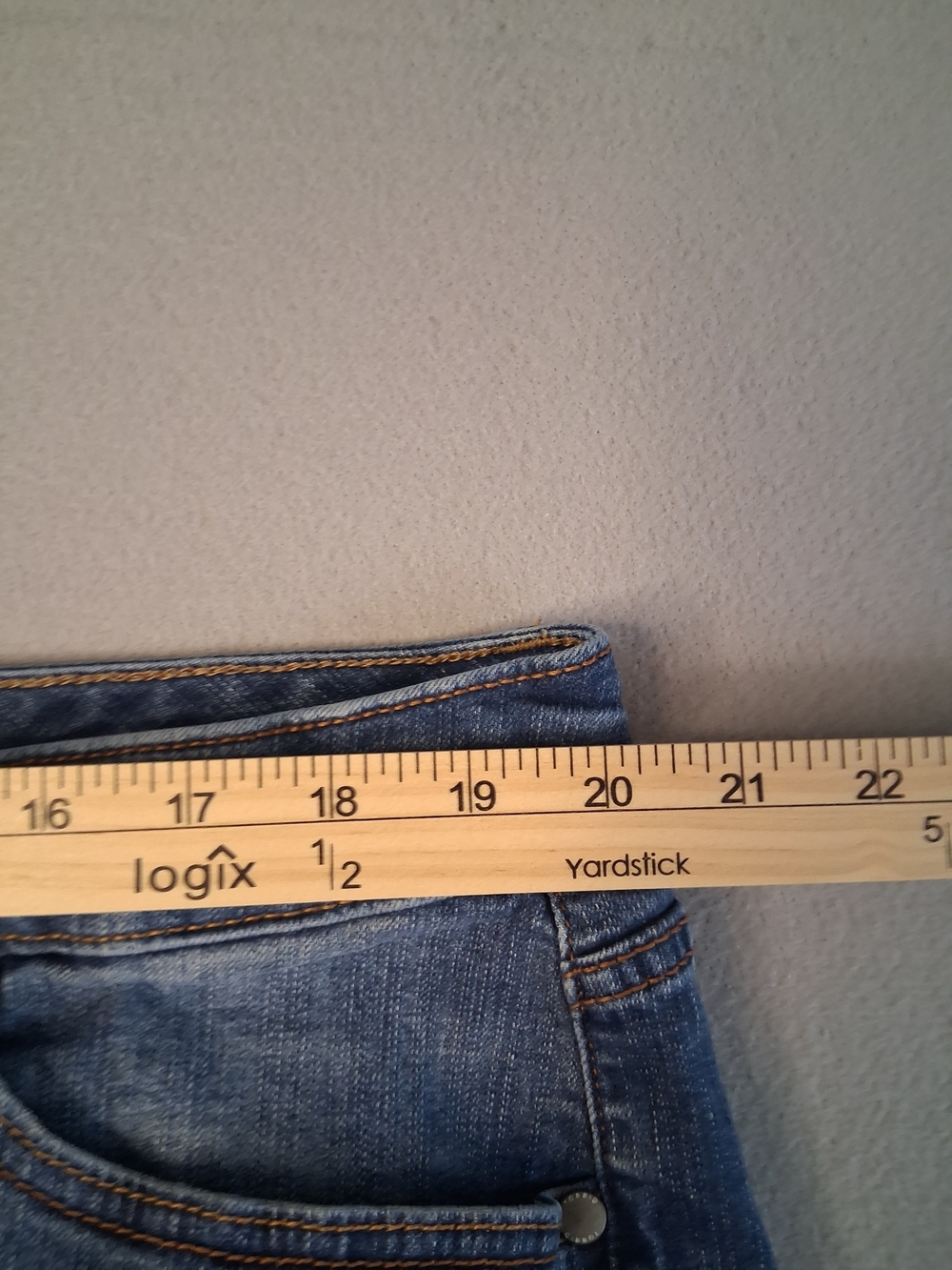 Torrid Denim Shorts Size 20 Plus Blue Mid Rise Cuffed Stretch Jean Shorts Summer - Picture 6 of 8